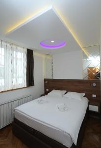 One-Bedroom Apartment with Patio room in Vila Romantika