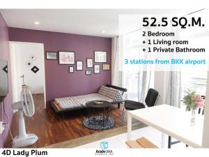 Two-Bedroom Apartment room in H Cube