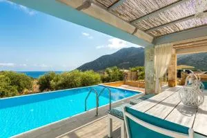 Sugar Villa, an exquisite summer retreat, by ThinkVilla - 艾克索斯