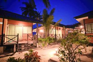 Tuna Bay Island Resort