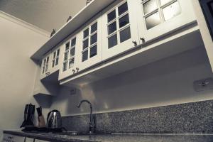 1014 West Insula Suites by AYS