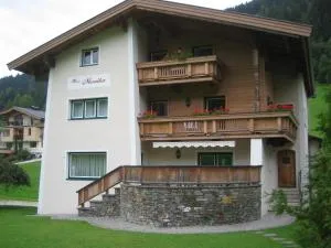 Haus Monika - Dorf