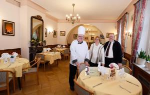 Hotels Logis Hotel Restaurant Remotel : photos des chambres