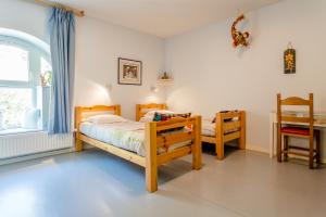 Auberges gite de pontgibaud : Chambre Familiale Deluxe