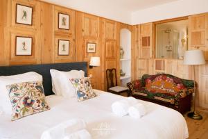 Alfama Unique & Romantic Studio by LovelyStay