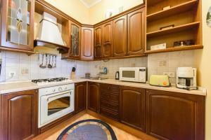 Kiev Centre Opera Apartments