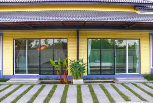 Wangthong Beach Resort