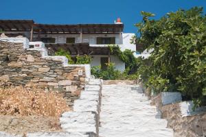 Agnanti Traditional Sifnos Greece