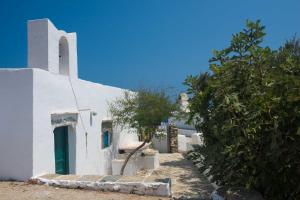 Agnanti Traditional Sifnos Greece