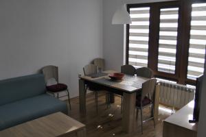 TOP CENTER , MODERN AND QUIET APARTMENT