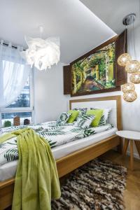 New Wave Apartment Tropical