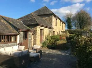 Owletts Barn B&B - Bodmin