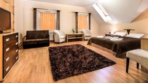 Apartment (2 Adults) room in Trzy Korony