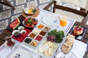 Losta Sahil Evi - Adults Only +12