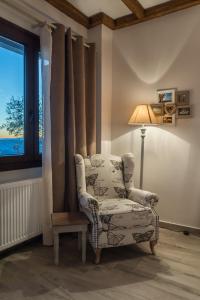 AlmondHouse Suites with Fireplace - ADULTS ONLY Parnassos Greece