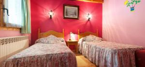 Double or Twin Room room in Hotel Ca de Graus