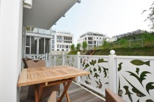 Villa Johanna in Sellin - WG 13 mit Kamin und zwei Balkonen