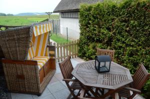 Ferienhaus Lobbe - WG 02 über zwei Etagen, strandnah