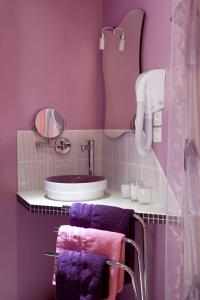 Hotels La Gourmandine : photos des chambres