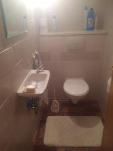 schones Zimmer in Gimmeldingen Konigsbach