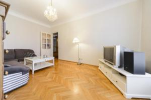 Apartment near Olympic Stadium