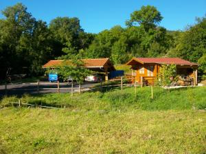 B&B / Chambres d'hotes Le clos des pierres rouges : photos des chambres