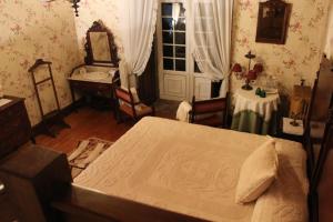 Superior Queen Room with River View room in Casa Dos Varais Manor House