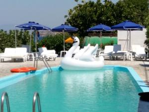 Haritos Hotel - Geothermal Hot Swimming Pool