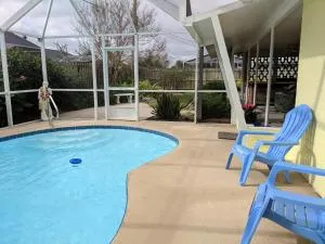 Ormond Beach House, Heated Pool and Hot tub, 2 Min Walk to Natural Beach - Ormond-by-the-Sea