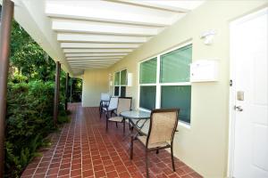 One-Bedroom Apartment room in Tropical Bliss - 626