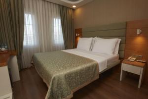 Double or Twin Room room in Life Corner Hotel