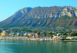 Denia playa ,montañas y más