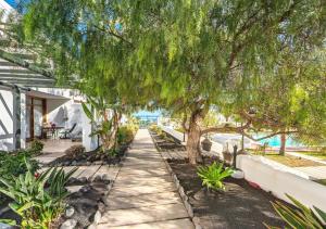 B13-Dúplex luminoso+ piscina a 150 m del mar