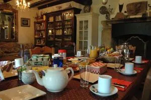 圣十字马厩酒店 - Cazilhac