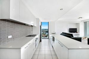 ULTIQA Freshwater Point Resort Broadbeach