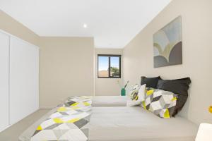 Astra Apartments Glen Waverley @ViQi