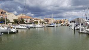 Appartements Exceptionnel ! Appartement vue imprenable sur mer. : photos des chambres