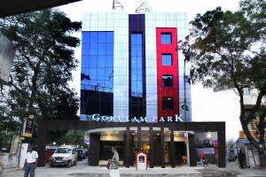 Hotel Gokulam Park