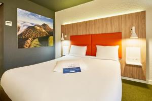 Hotels Kyriad Clermont Ferrand Nord - Riom : photos des chambres