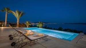 Ultraluxury Villa Elyzeum with Heated Pool