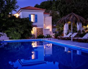 Villa - Split Level with Private Pool