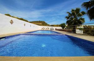 Villa el Crucero with pool and Jacuzzi SpainSunRentals 1035
