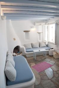 Vega Apartments Tinos Greece