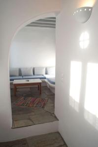 Vega Apartments Tinos Greece