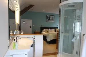 The Salty Monk Bed & Breakfast