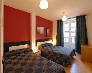 Deluxe Apartment (4 Adults) room in Apartamentos El Tiempo Madrid
