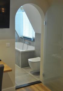 Deluxe Double Room with Bath room in Hotel Sanders de Paauw