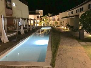 Pipa Solar Água Flat Master Luxo para 2 Casais com Ar Condicionados Independente Apto 252