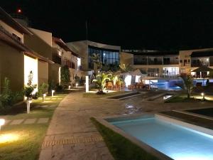 Pipa Solar Água Flat Master Luxo para 2 Casais com Ar Condicionados Independente Apto 252