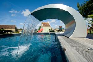 Le Domaine du Douet du Houle, Piscine & SPA, 2-19p